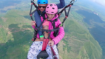 Raw Snatch Dumping IN THE SKY 2200m High In The Clouds while PARAGLIDING